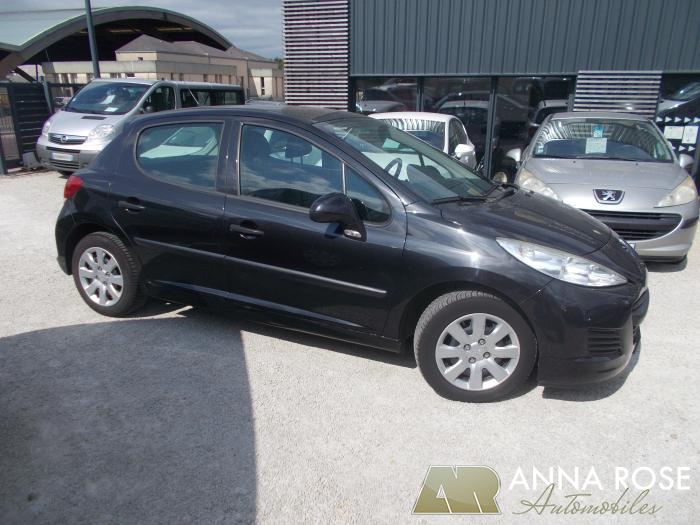 Peugeot 207 1.4 HDI 70 CH - Anna Rose Automobiles